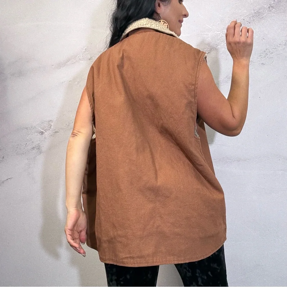 Men's Brown Vest with Sherpa Lining - Picture 3 of 5